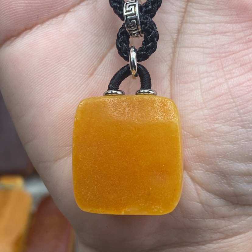 【闪购商品】琥珀珠宝奇石未镶嵌