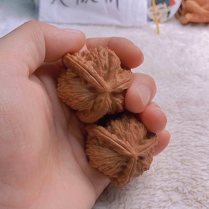 吊坠文玩核桃小*三棱