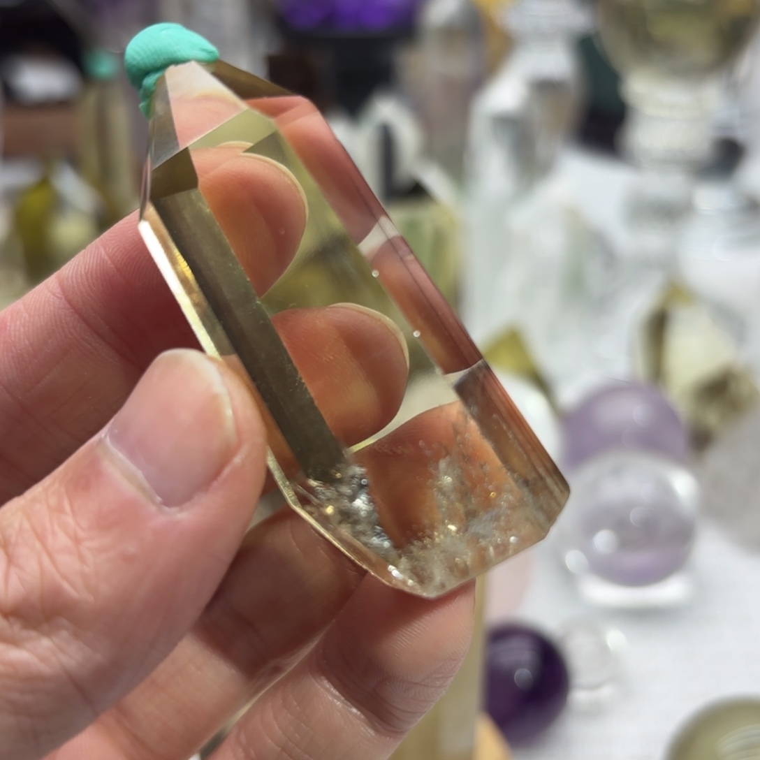 未镶嵌水晶珠宝半成品