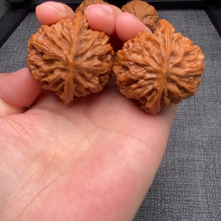 文玩核桃把件苹果园43