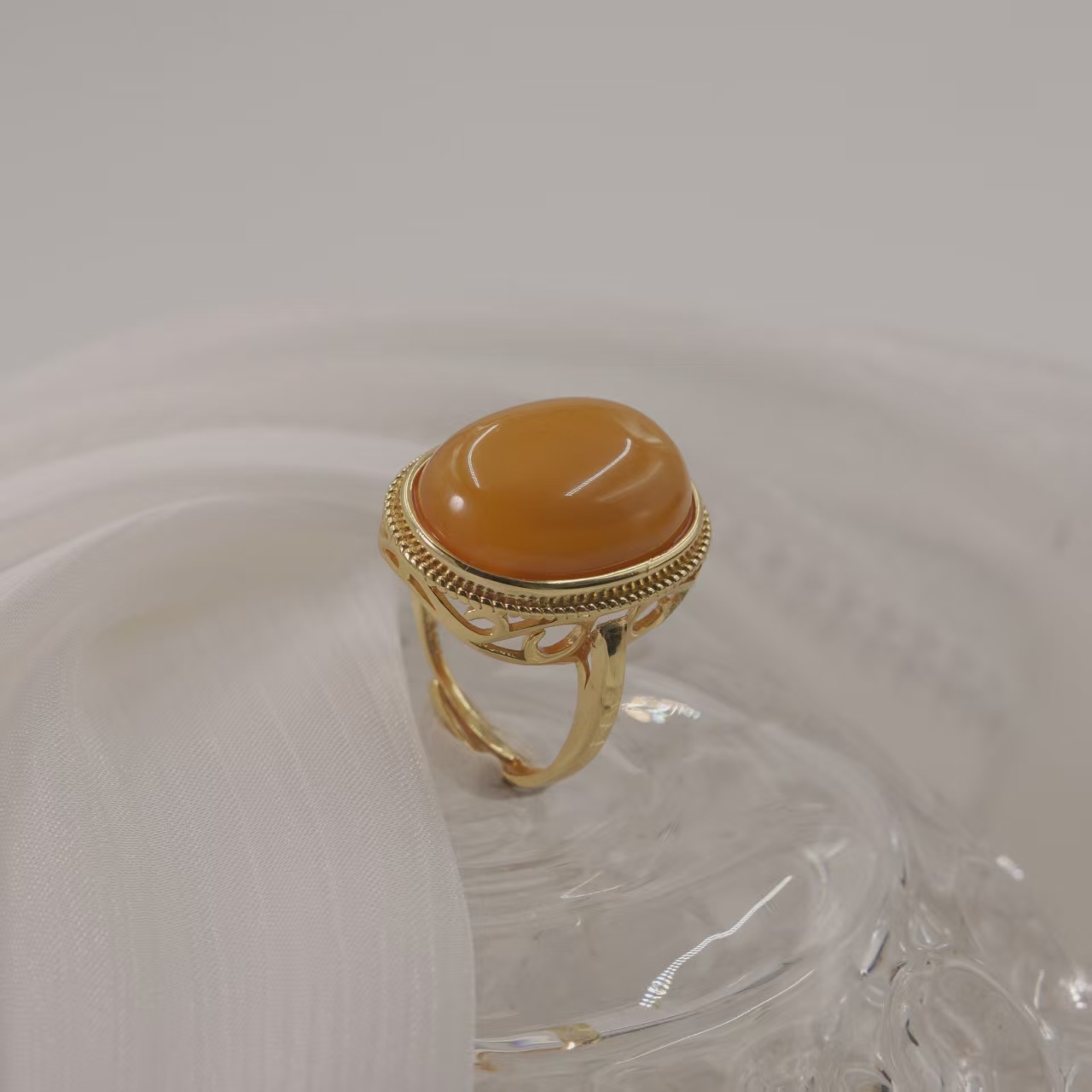 [粉丝专属]高奢臻品蜜蜡戒指 XKML137 (多样性发货)