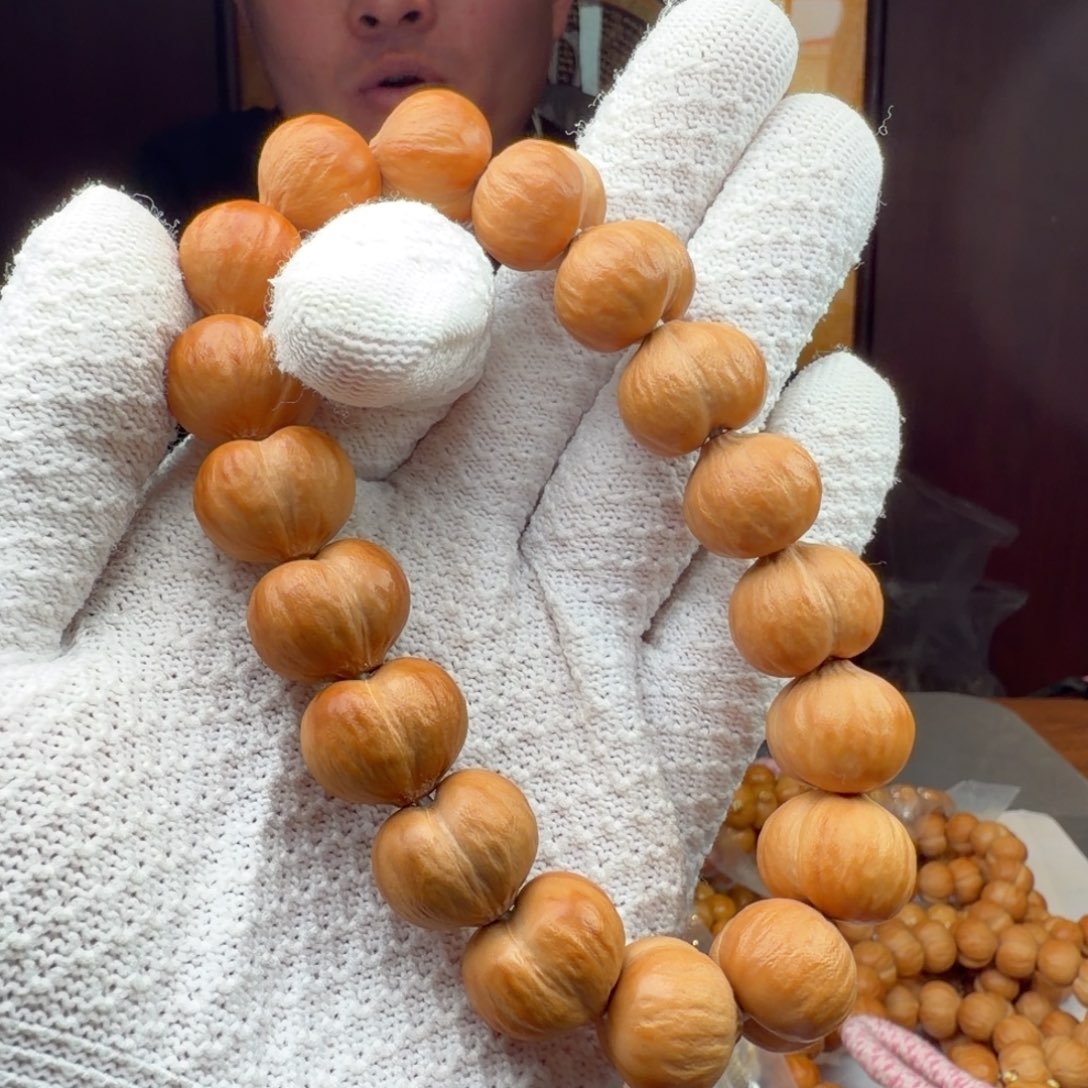 猴头核桃手串磨砂哑光屁桃手串16