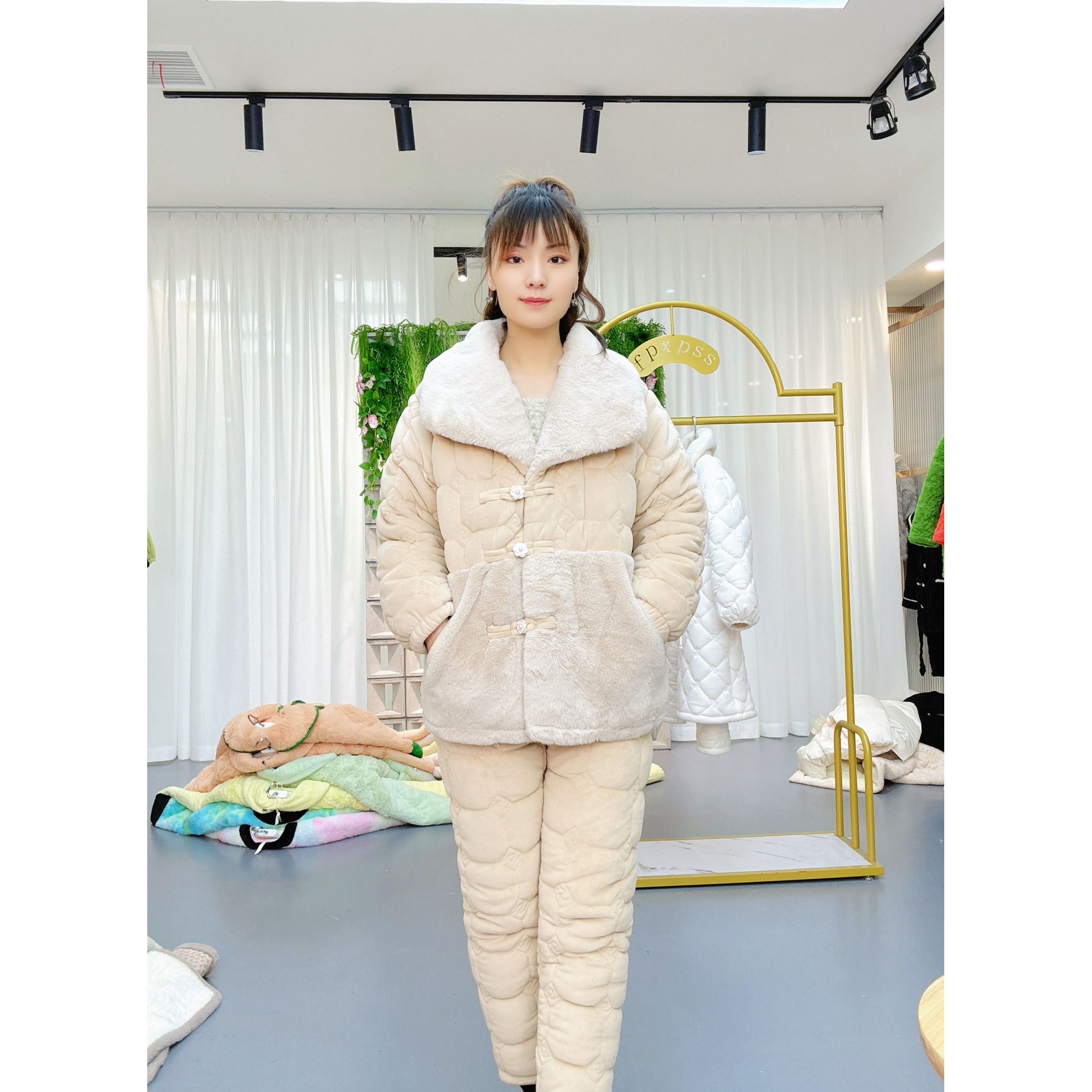 A515冬季睡衣套装原创潮流高货加绒加厚套装可外穿