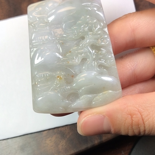 翡翠未镶嵌颈饰缅甸A货，每天下午1点半开播