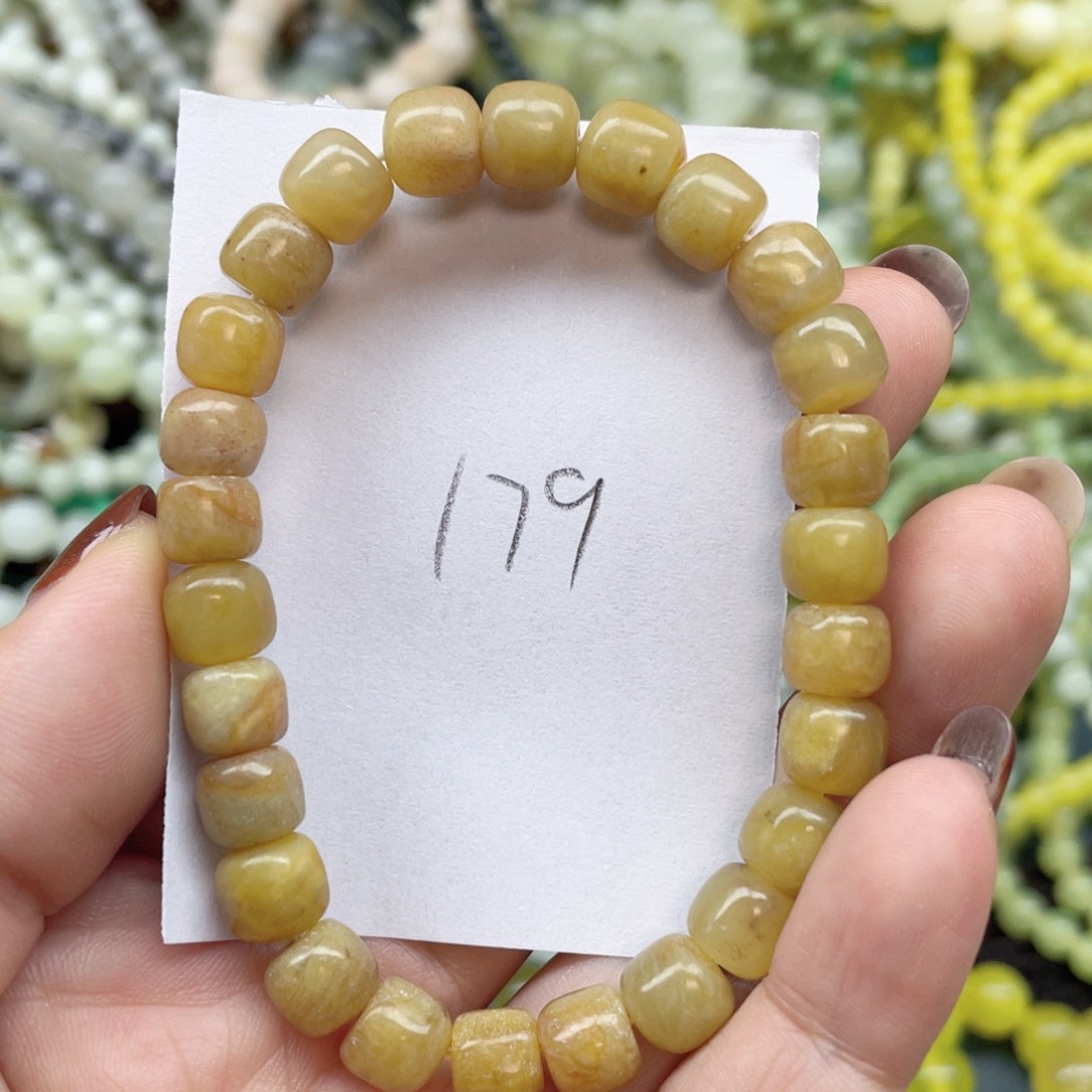 未镶嵌蛇纹石玉手链