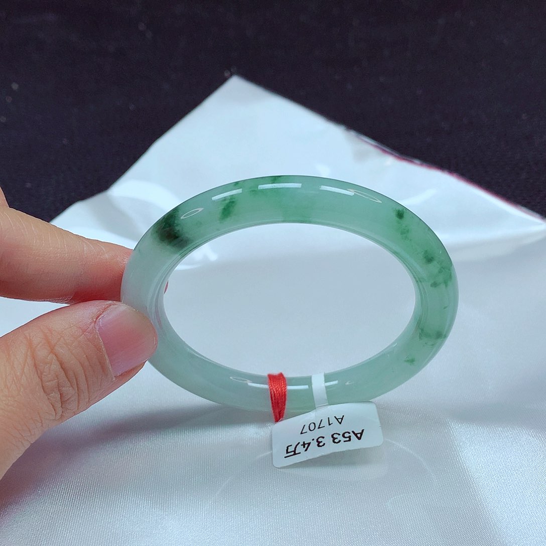 翡翠手镯未镶嵌十*姨手镯53