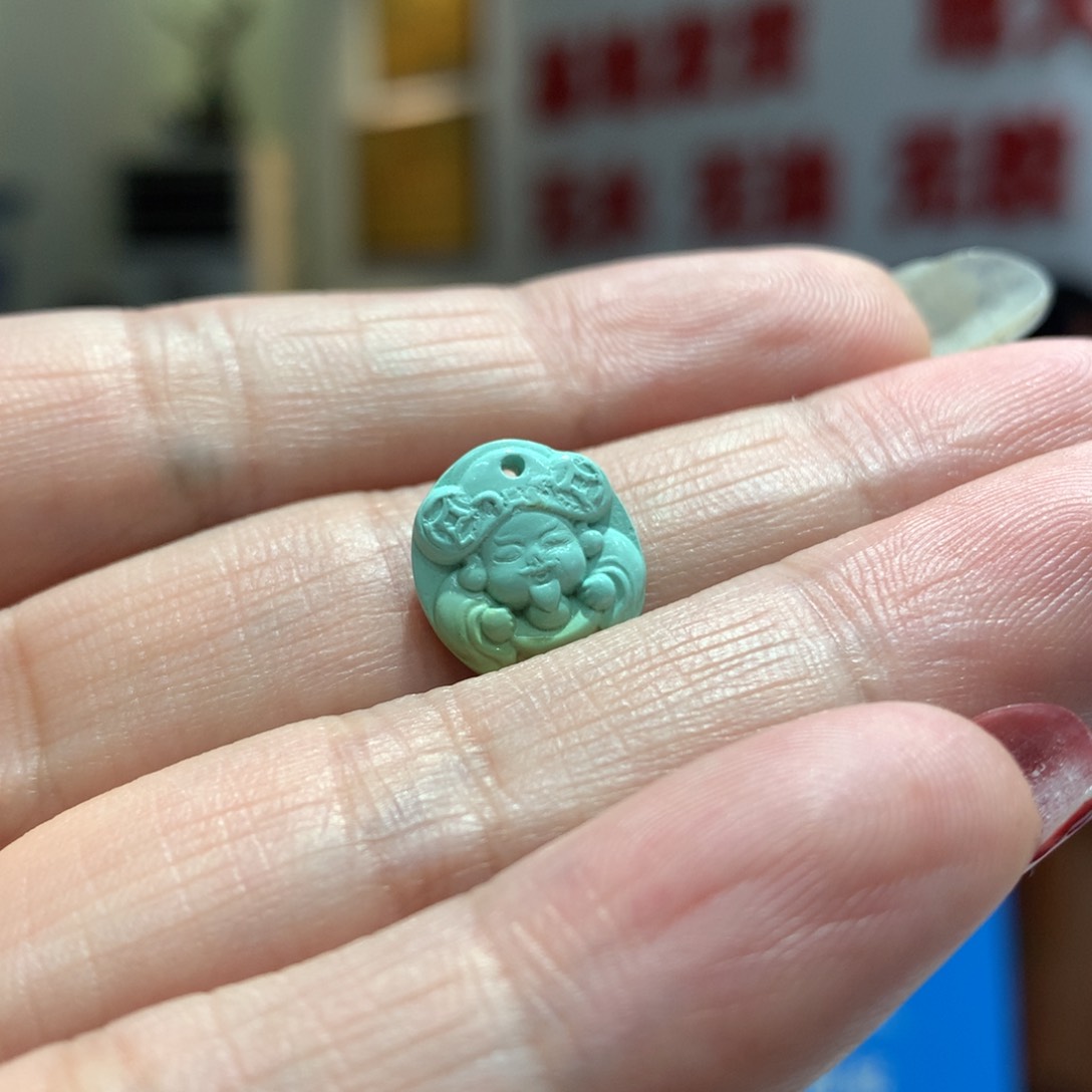 绿松石配饰未镶嵌