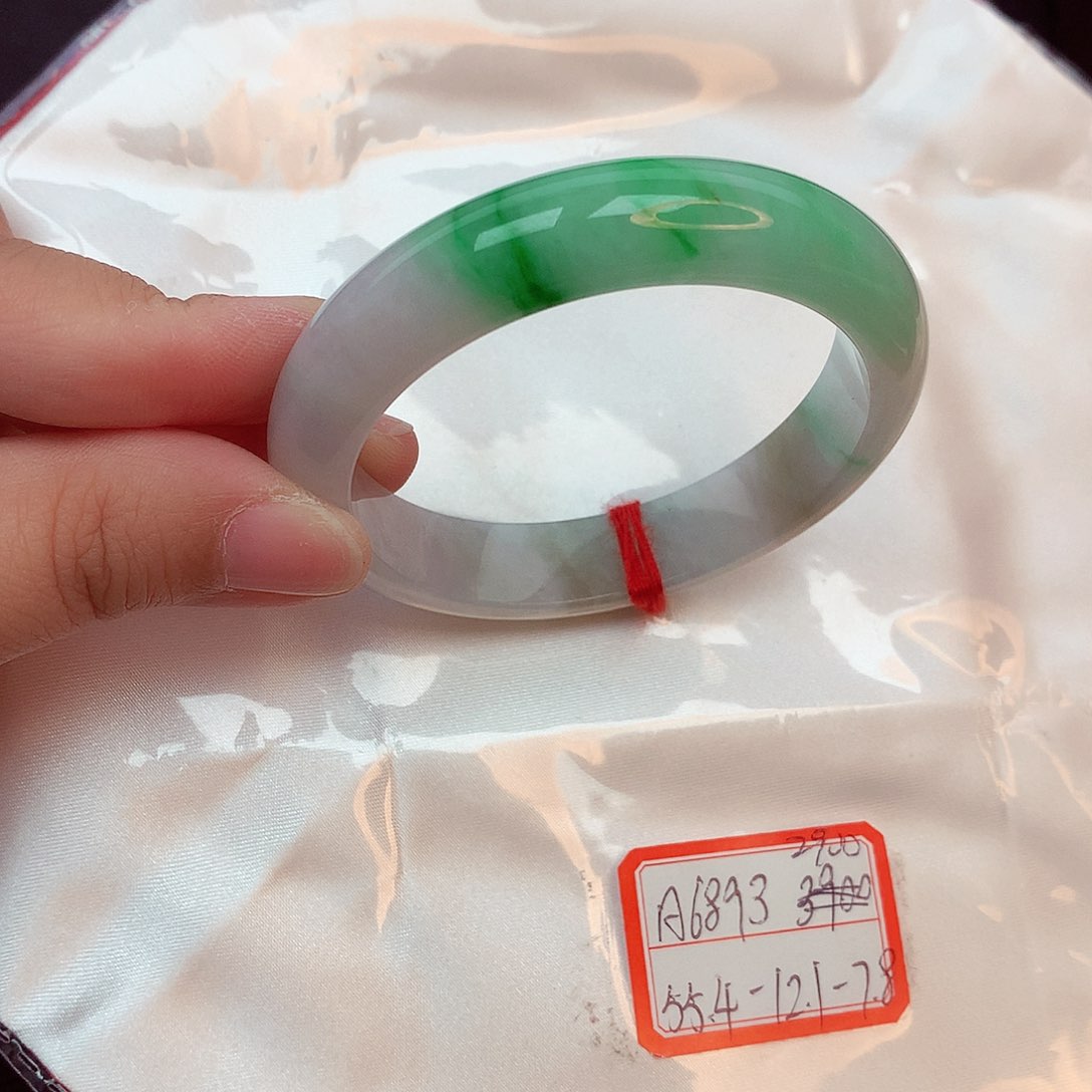 翡翠手镯未镶嵌天然缅甸翡翠A货