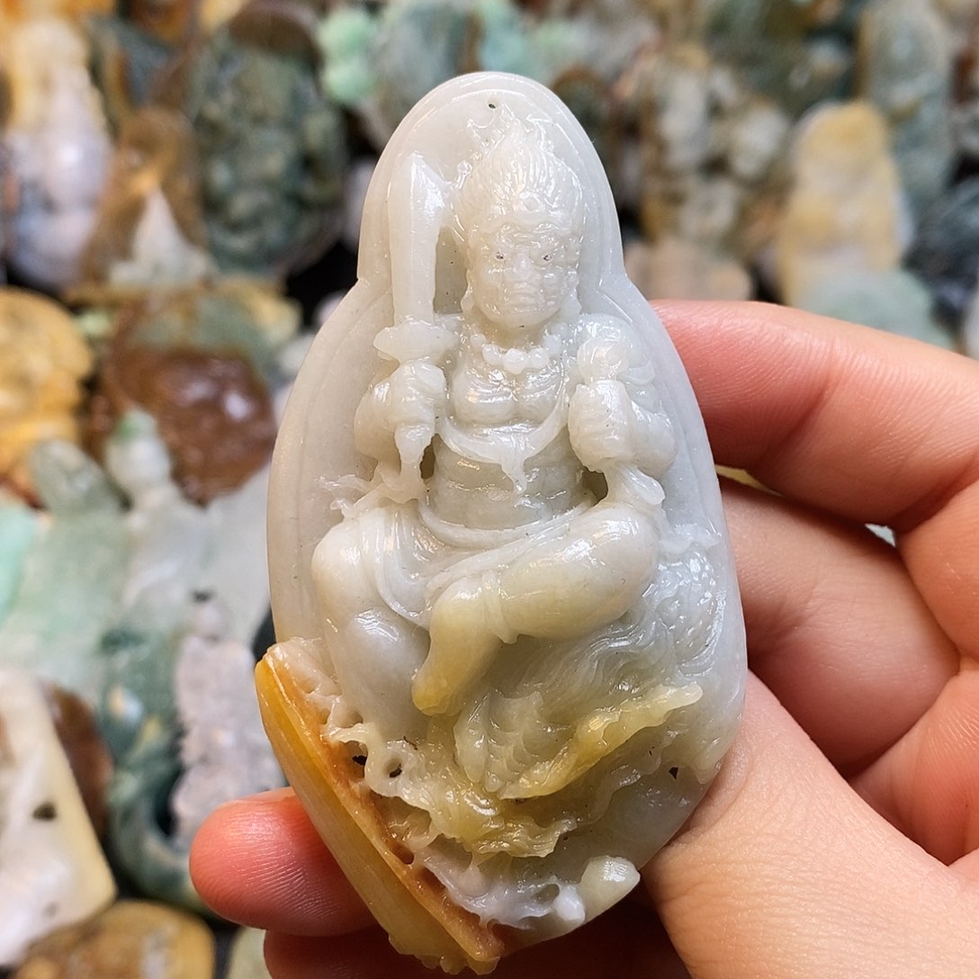 定制翡翠未镶嵌特色6