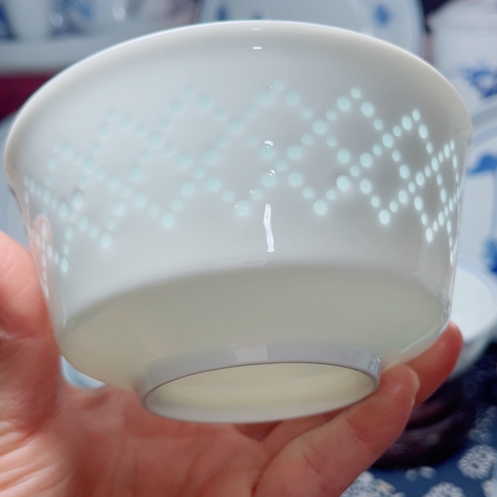青花玲珑5寸饭碗网格