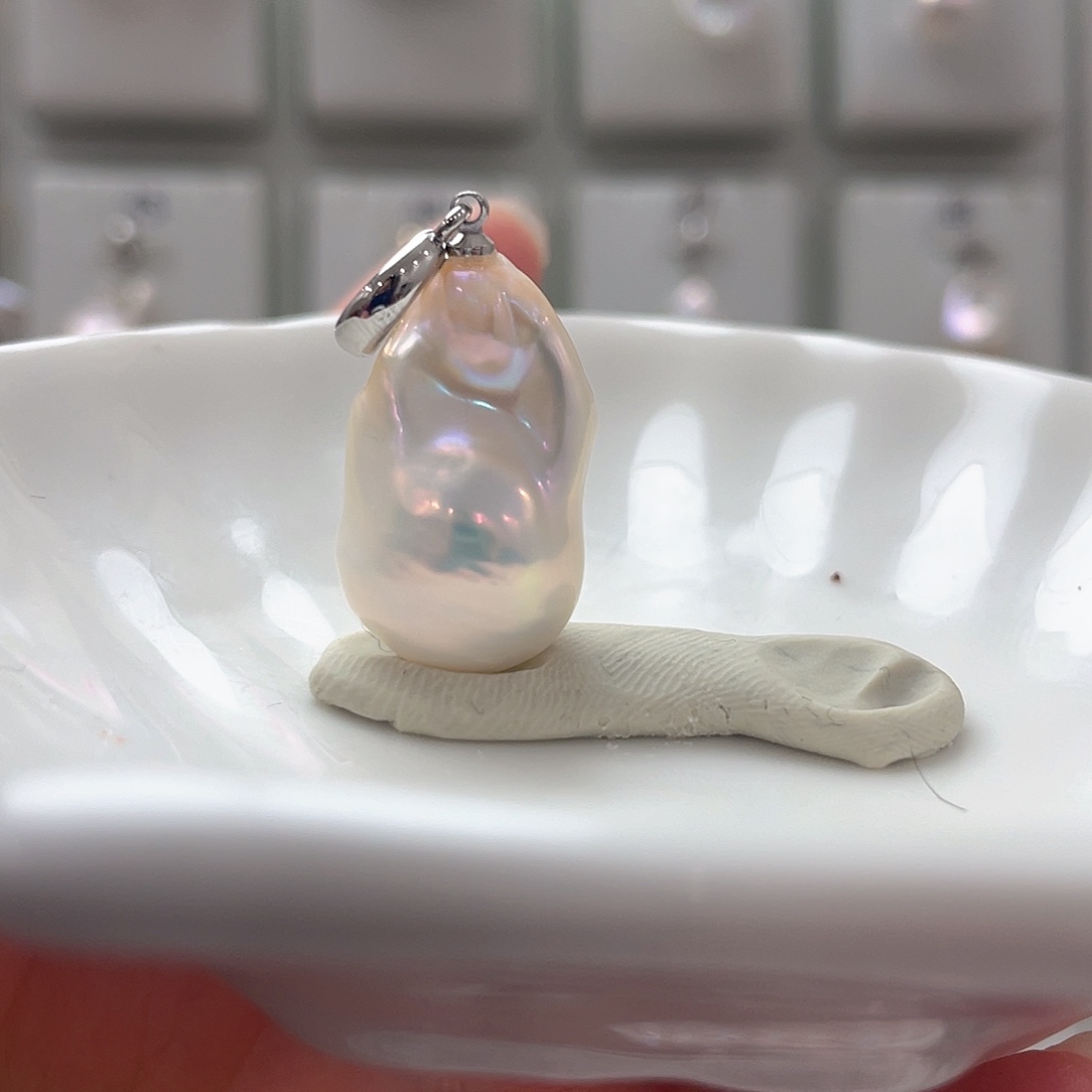 颈饰未镶嵌淡水珍珠