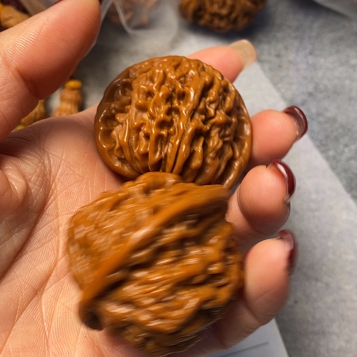 小***狼文玩核桃吊坠四座楼