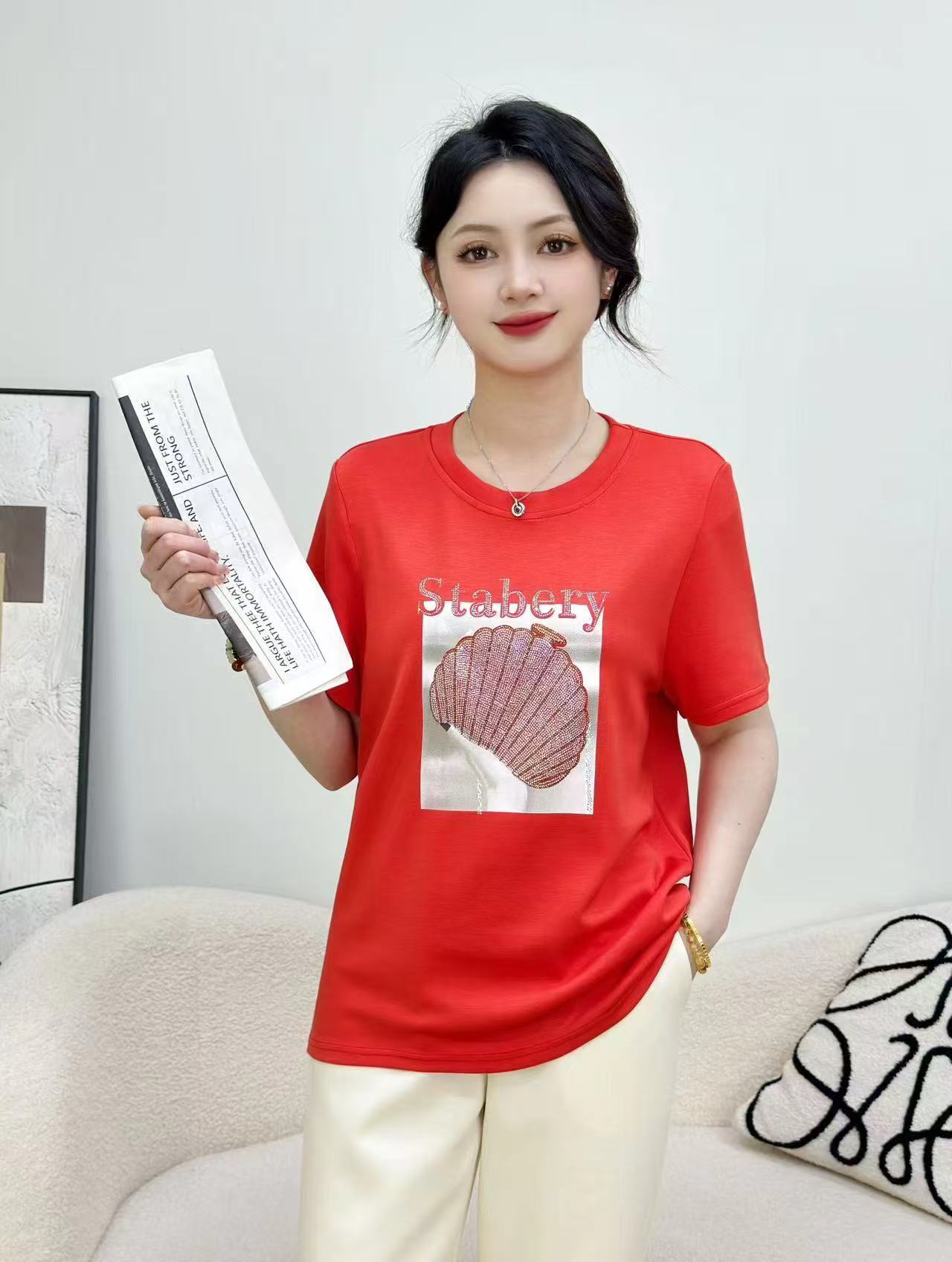 夏季短袖烫钻显瘦字母圆领T恤潮流印花女士时尚减龄休闲百搭上衣