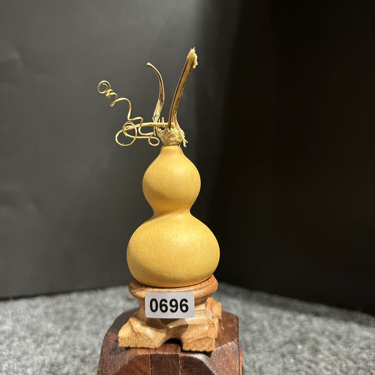 0696号拍品（葫芦）