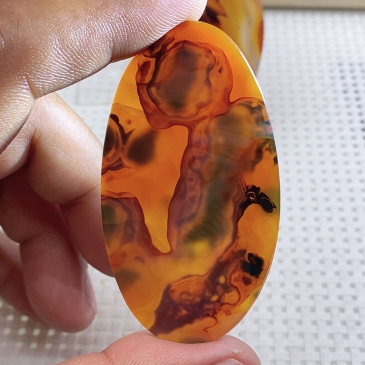 玛瑙/玉髓颈饰未镶嵌家**事