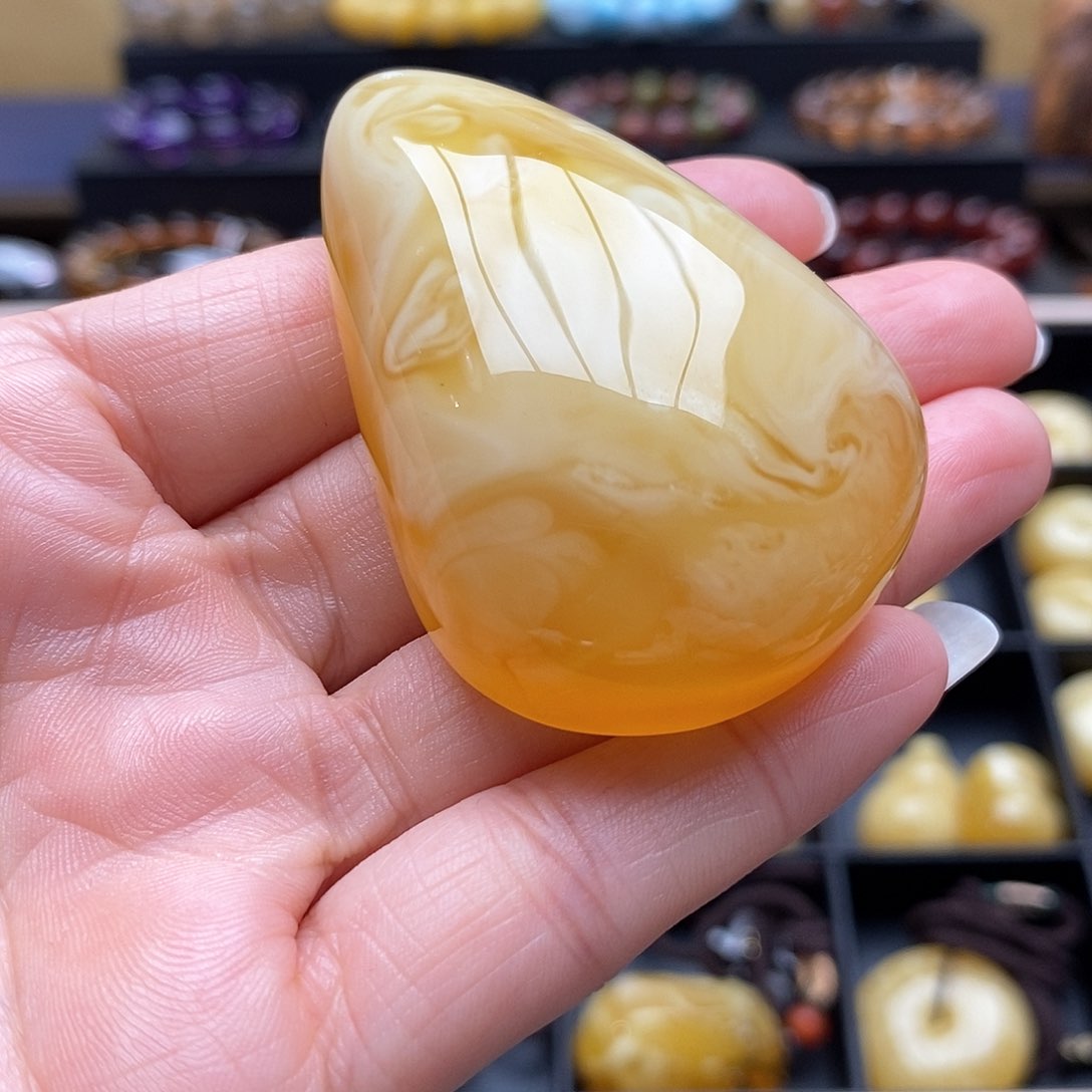 蜜蜡吊坠(不含链)未镶嵌