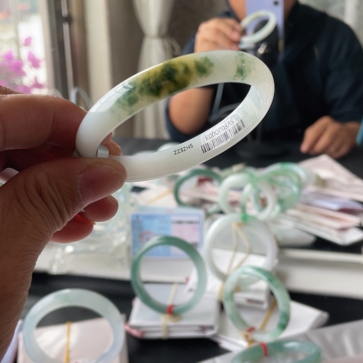 未镶嵌手镯翡翠成品