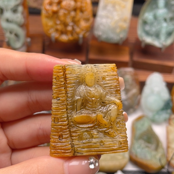 定制翡翠未镶嵌翡翠