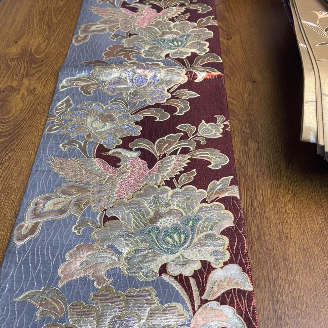 织绣白**歡织锦技艺高超