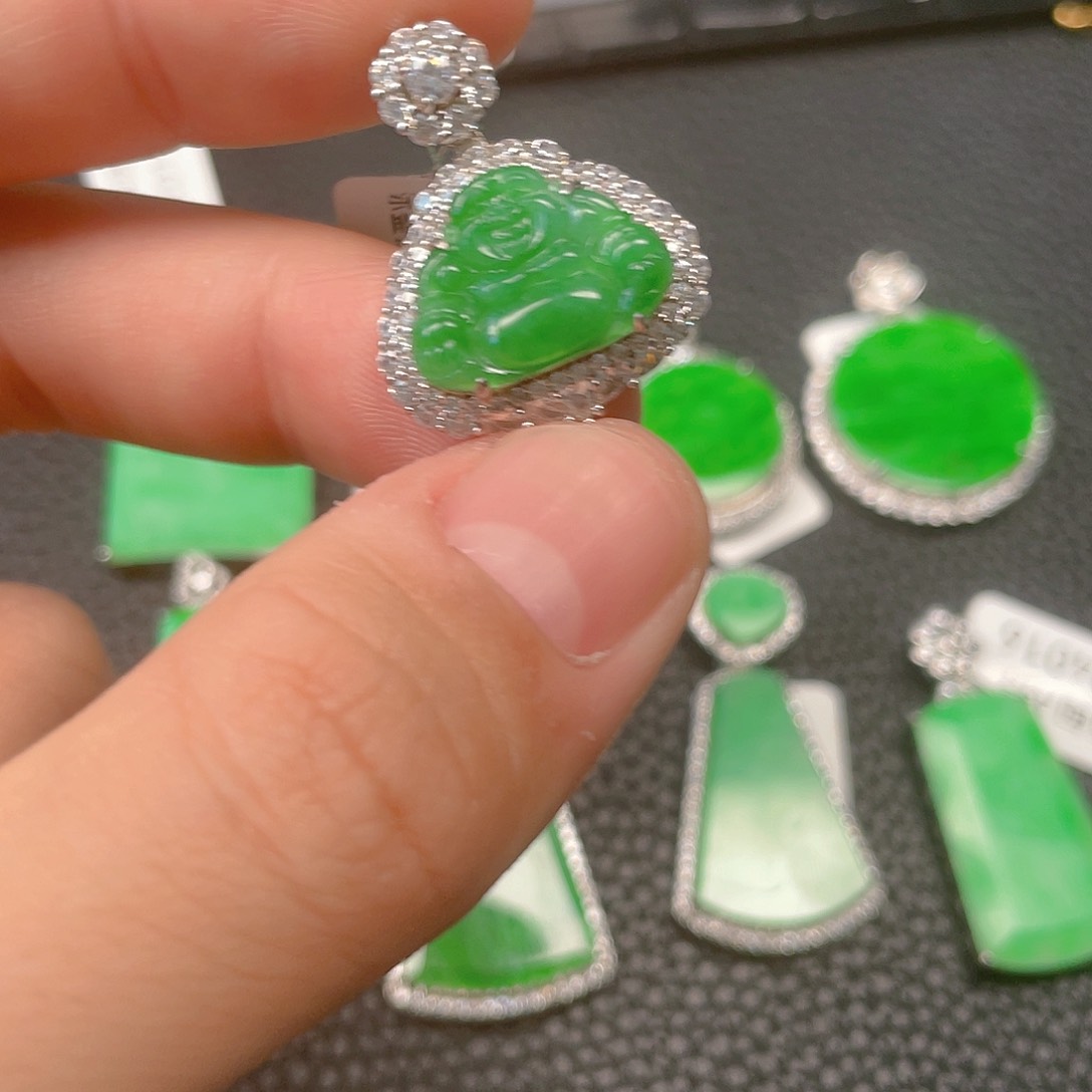 【闪购商品】翡翠吊坠(不含链)银S925镶嵌