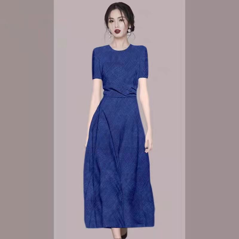 夏季新款印花通勤简约大摆赫本复古法式优雅短袖温柔风连衣裙