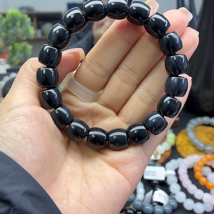 和田玉未镶嵌手串