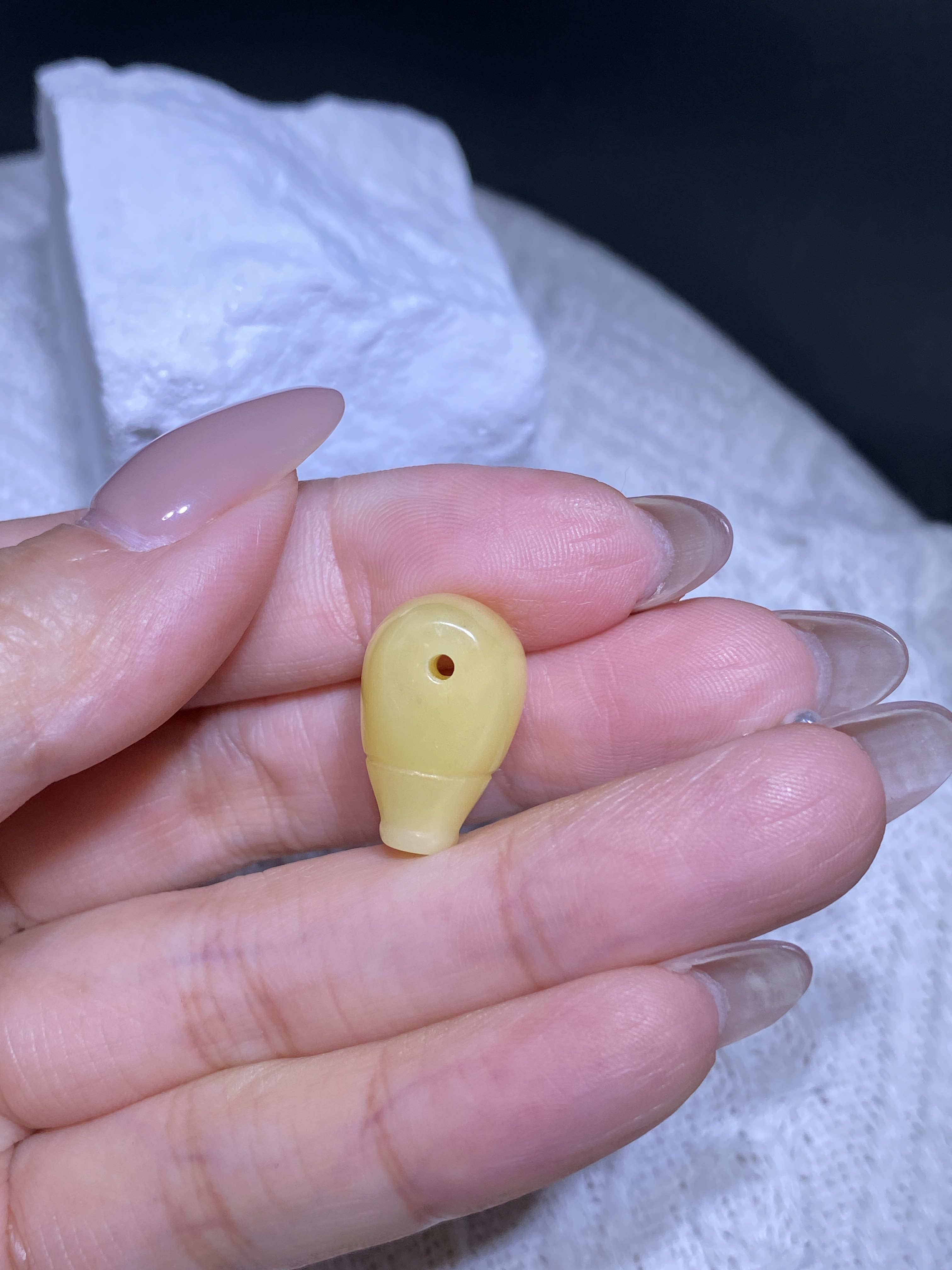 蜜蜡满蜜黄花三通 11.7*11.8*18.5mm