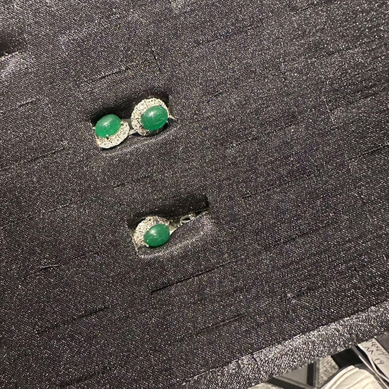 走进万家 Q354 耳饰