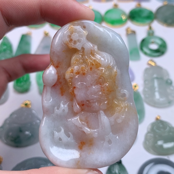 翡翠颈饰未镶嵌天然翡翠a货