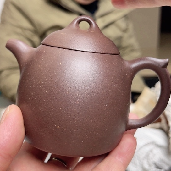 紫砂茶壶今天不用上班