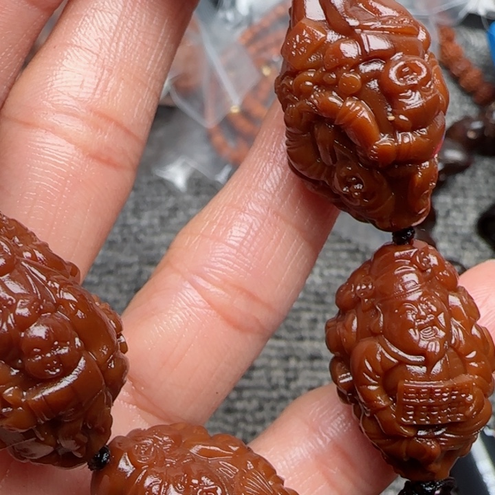 橄榄核吊坠橄榄菜洗净