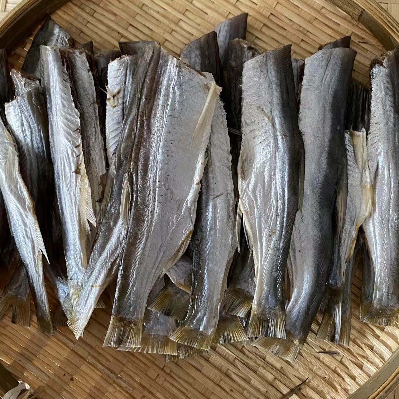 【去头】天然晾晒淡水刁子鱼干翘嘴鱼干江西特产