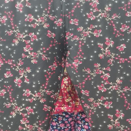 背心zx黑红棉裤子