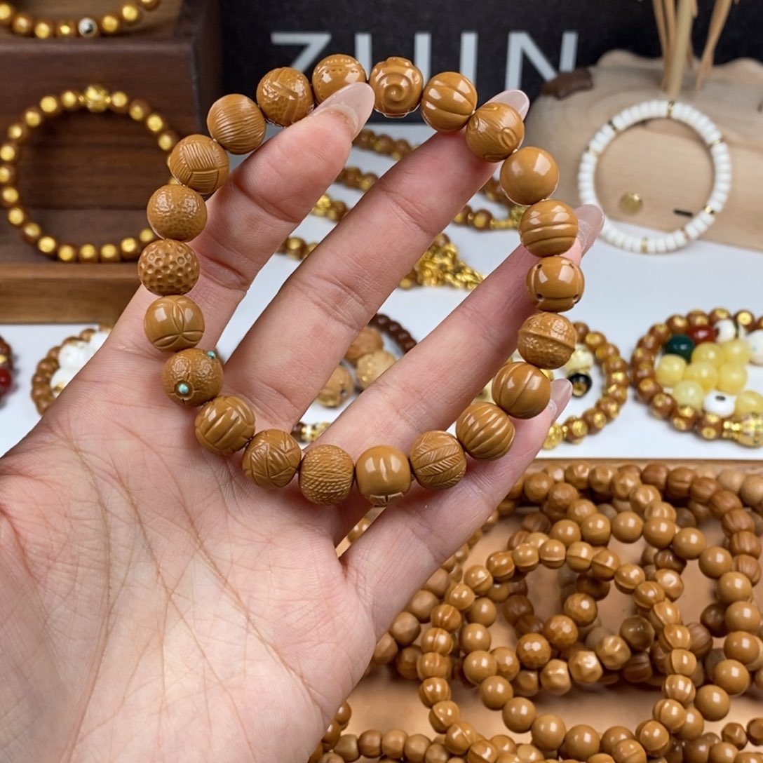 吊坠猴头核桃哈****融多宝