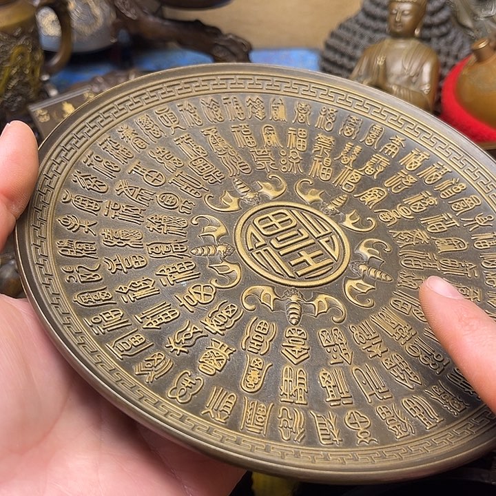 精美铜器批发档口