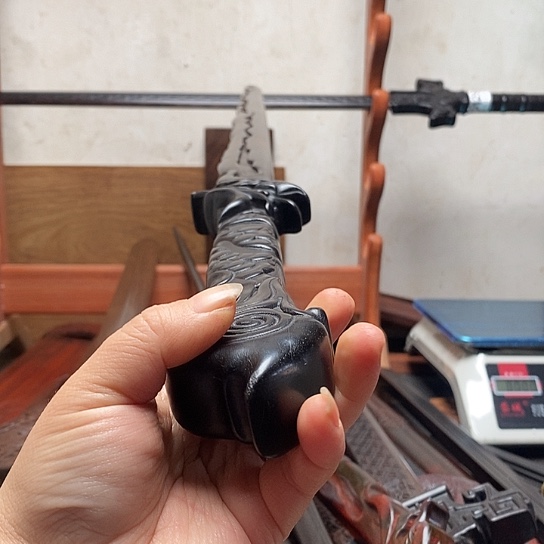 紫光檀木木一米黑金古刀