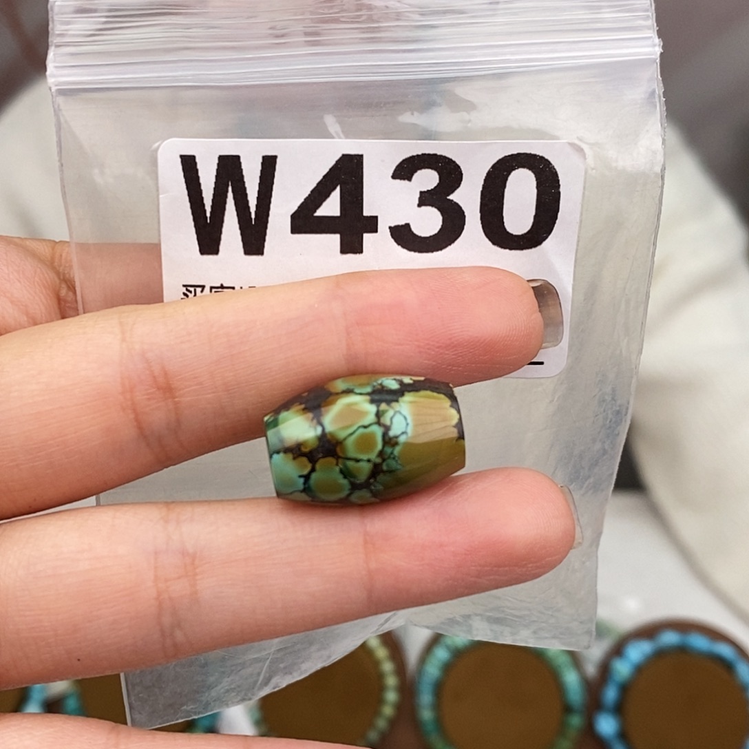 绿松石未镶嵌原矿