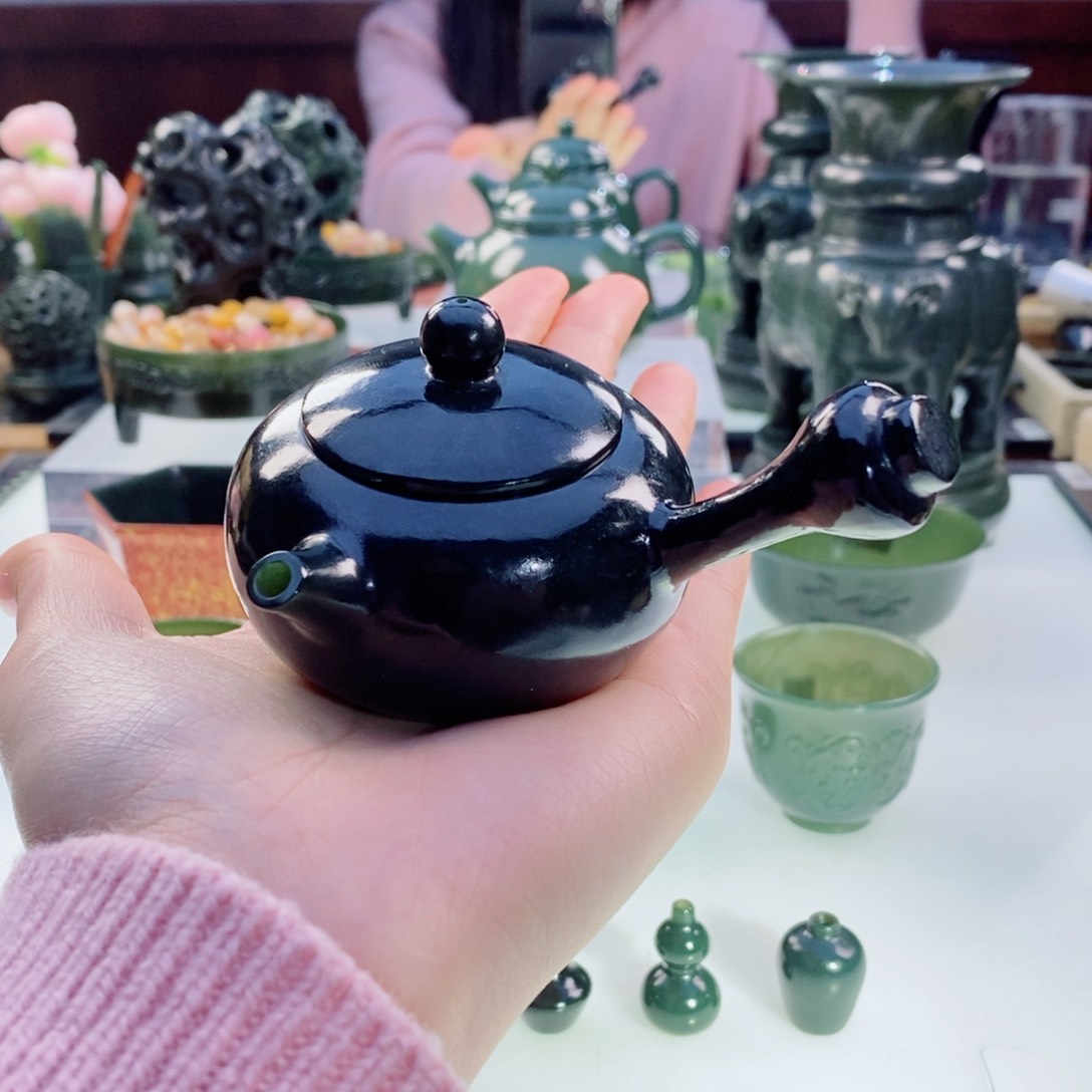 和田玉（青玉）摆件未镶嵌