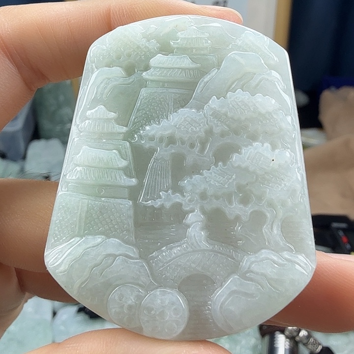 翡翠未镶嵌颈饰翡翠