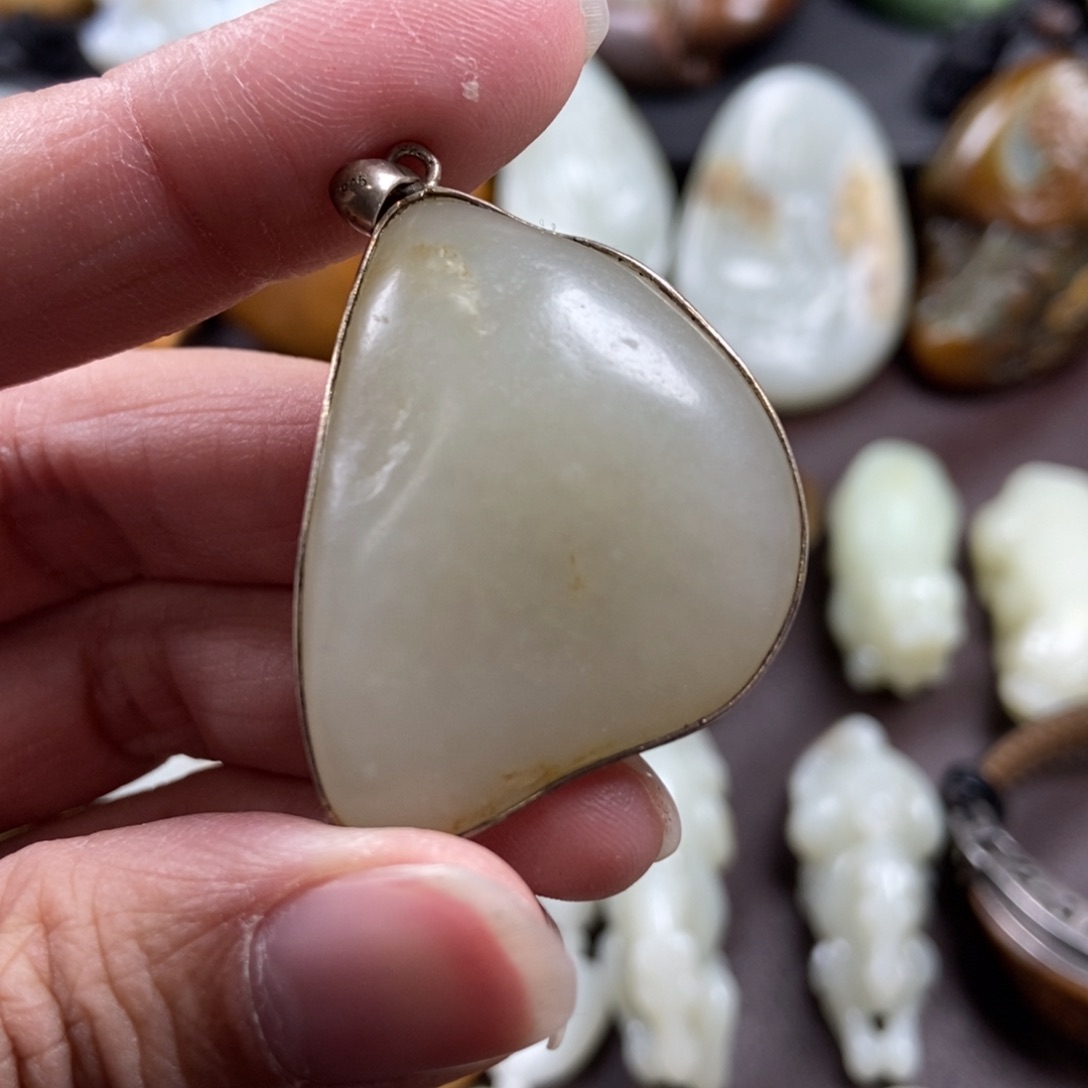 和田玉挂件未镶嵌