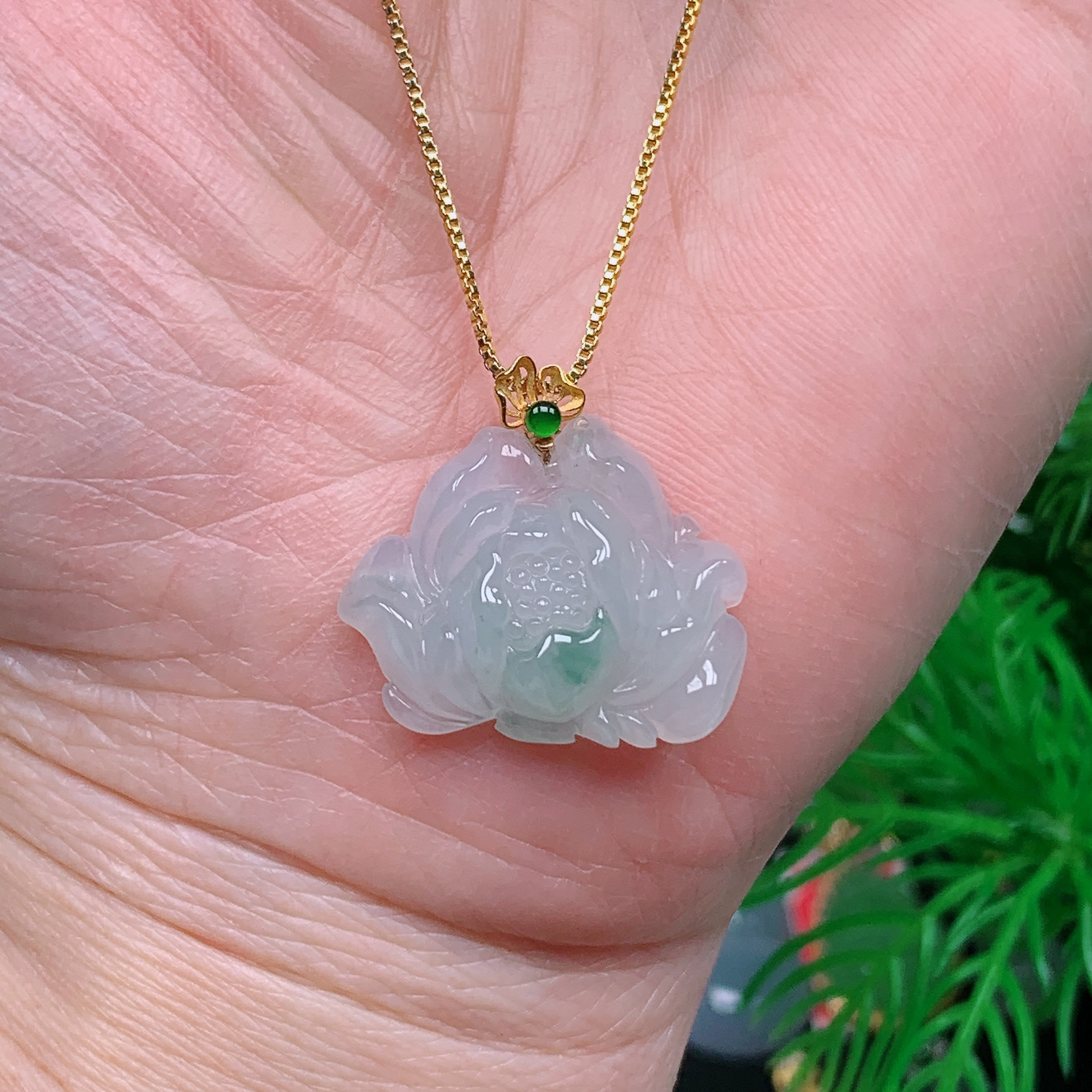 缅甸天然翡翠A货 18k金镶飘花莲花吊坠29/1229尺寸18.8x23.3x5.8