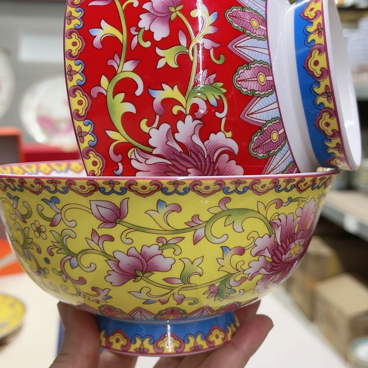 【闪购商品】骨瓷6寸2个…………………………