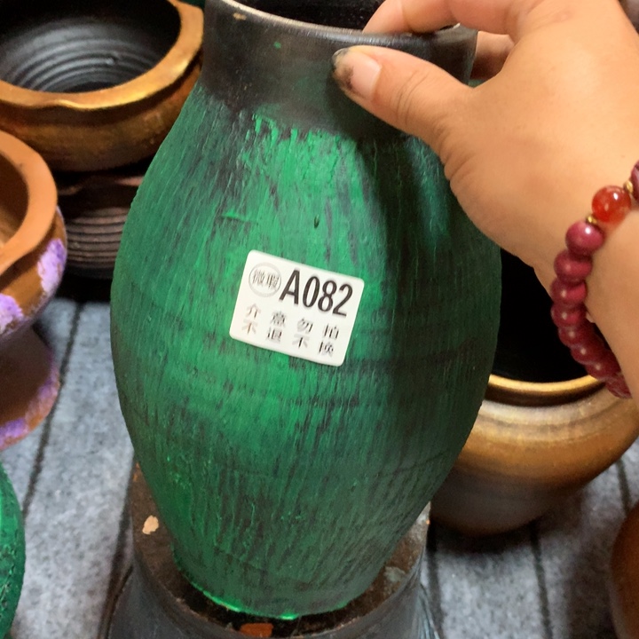 【闪购商品】082瑕疵有孔高25口9