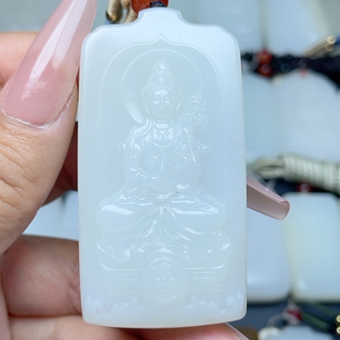 【闪购商品】颈饰未镶嵌和田玉