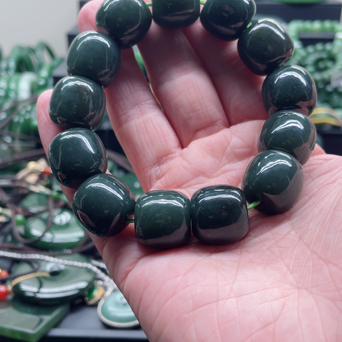 和田玉未镶嵌手链