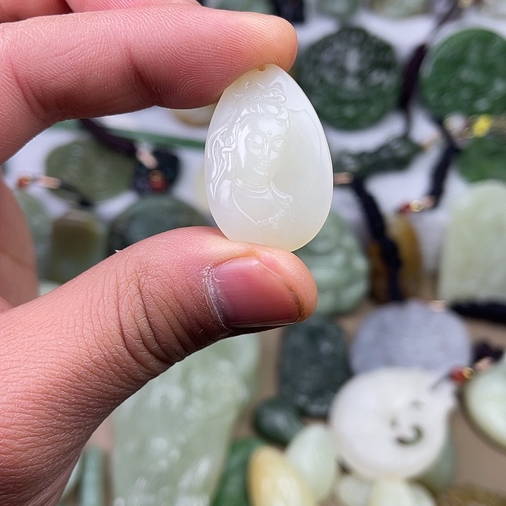 和田玉吊坠(不含链)未镶嵌