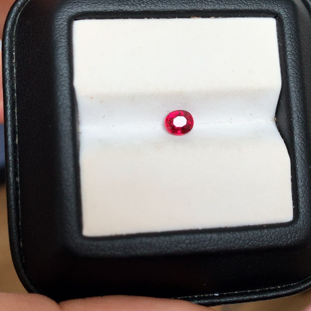 红宝石裸石未镶嵌60分吉尔德无烧超级鸽血红