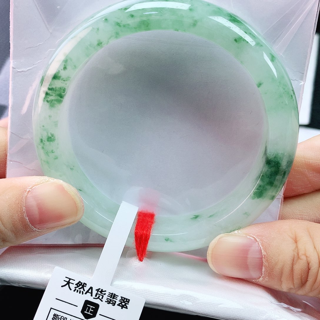 未镶嵌手镯翡翠55圈