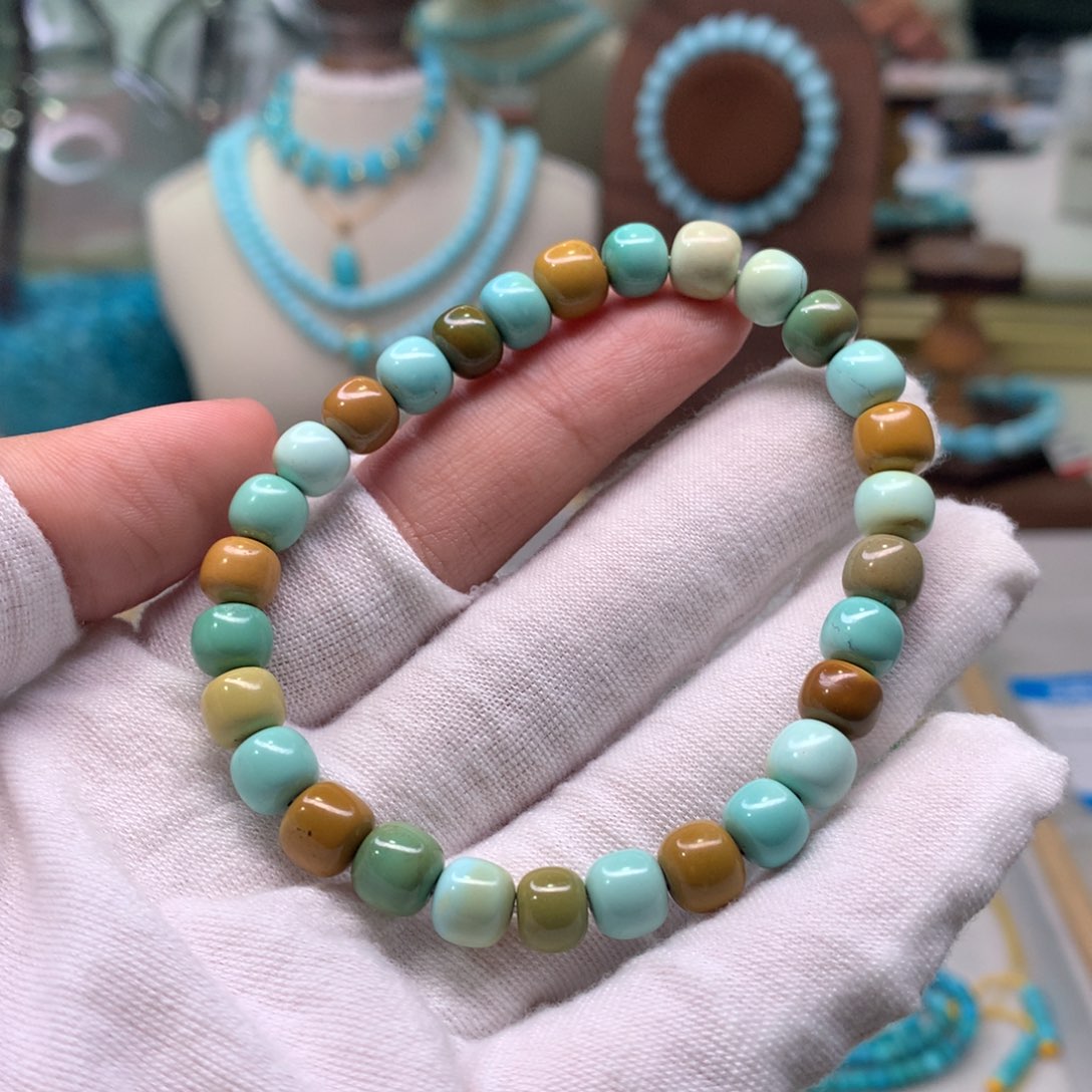 绿松石配饰未镶嵌