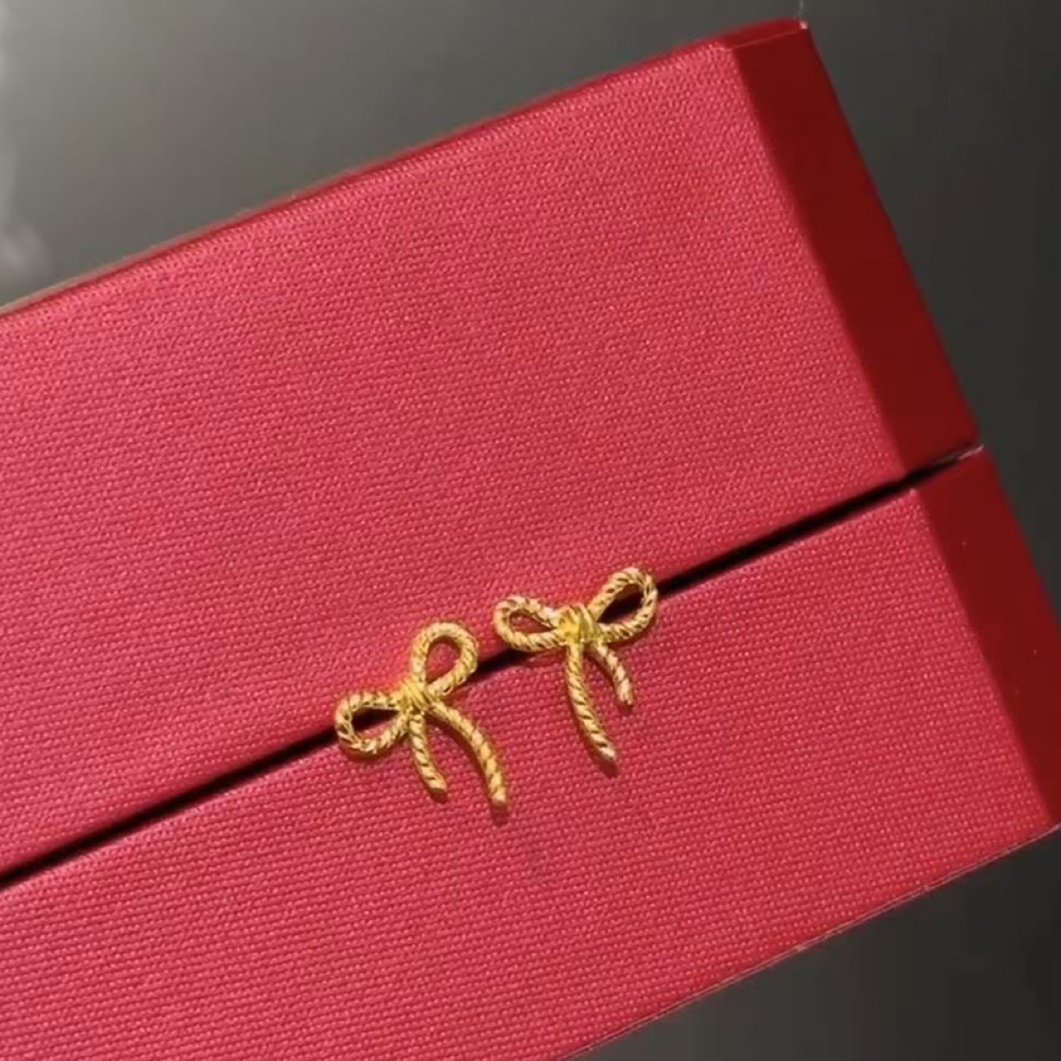 铜合金锆石耳饰 铜合金轻奢时尚简约蝴蝶结耳钉不易过敏